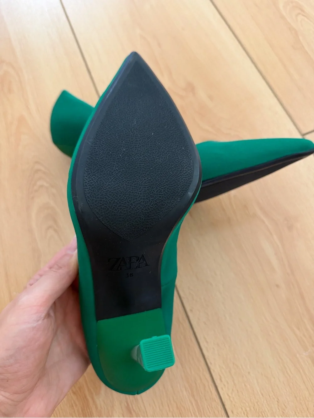 Zara Green  Women's Pumps